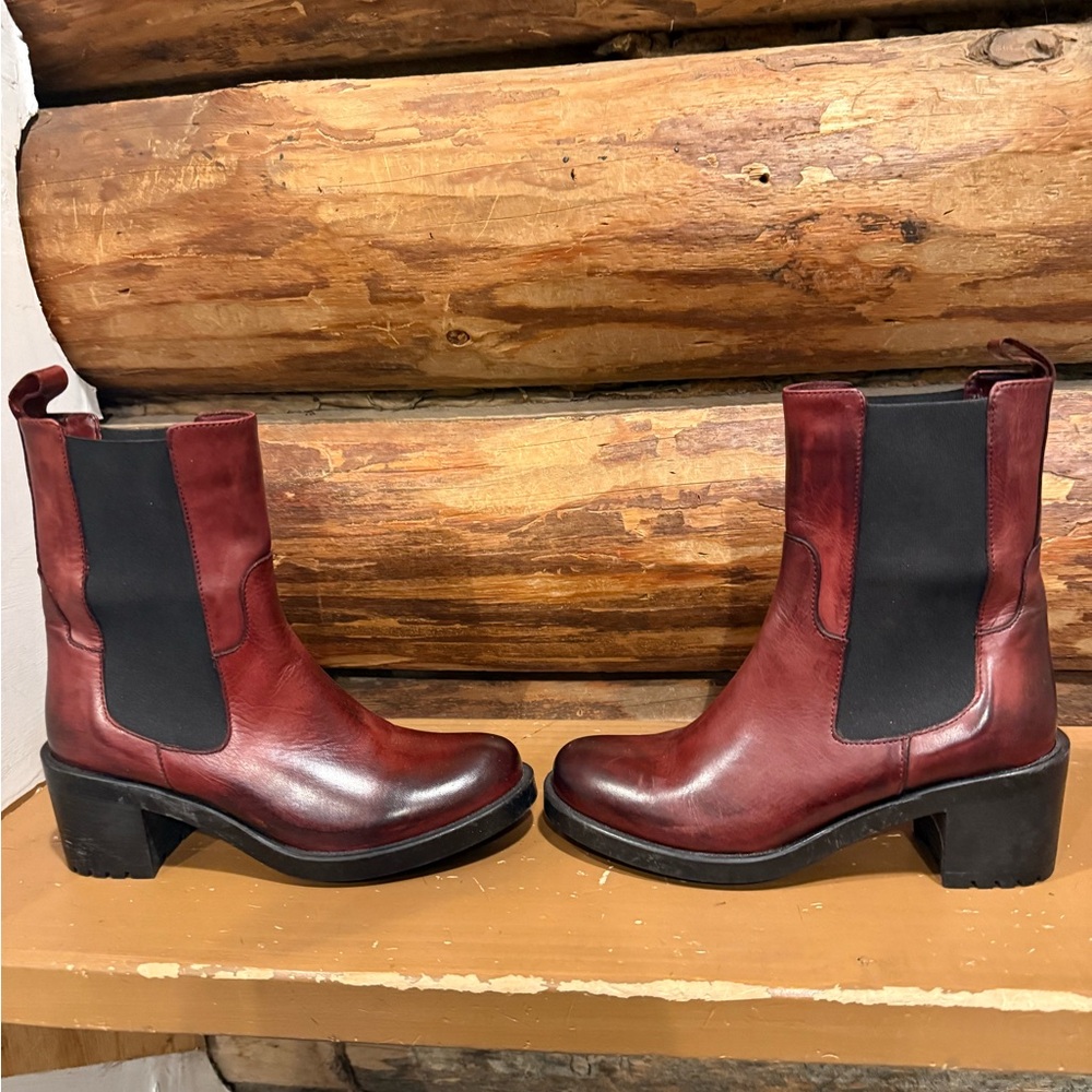 ♥️NWOT Gorgeous Made in Italy 39(8) Burgundy Emanuele Crasto 8 Boots - Picture 3 of 6